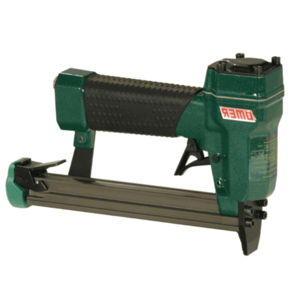 Imaginea unui capsator pneumatic profesional OMER 80.16BH, utilizat pentru fixarea capselor metalice.