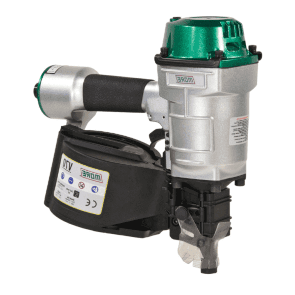 Fotografia arată ciocanul pneumatic V70, utilizat pentru fixarea cuielor în role în aplicații industriale.
