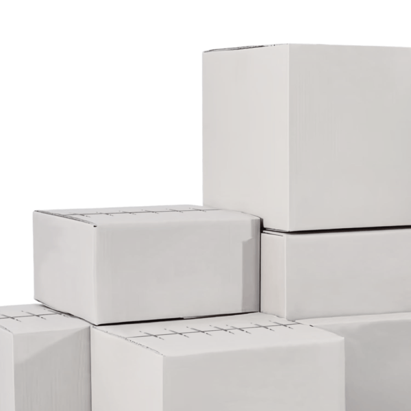 Cutii de carton suprapuse